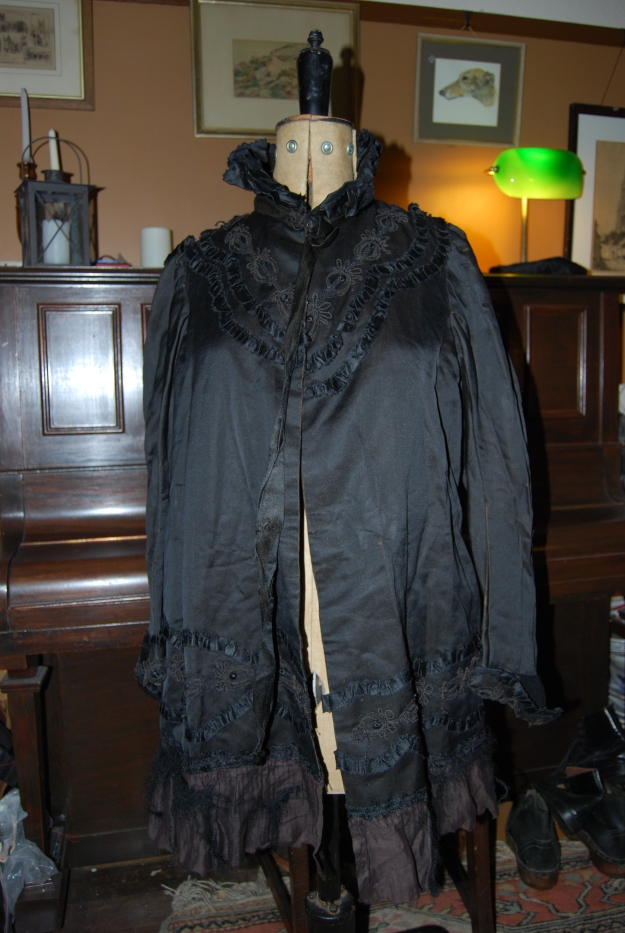 Black silk cape: late Victorian - Edwardian